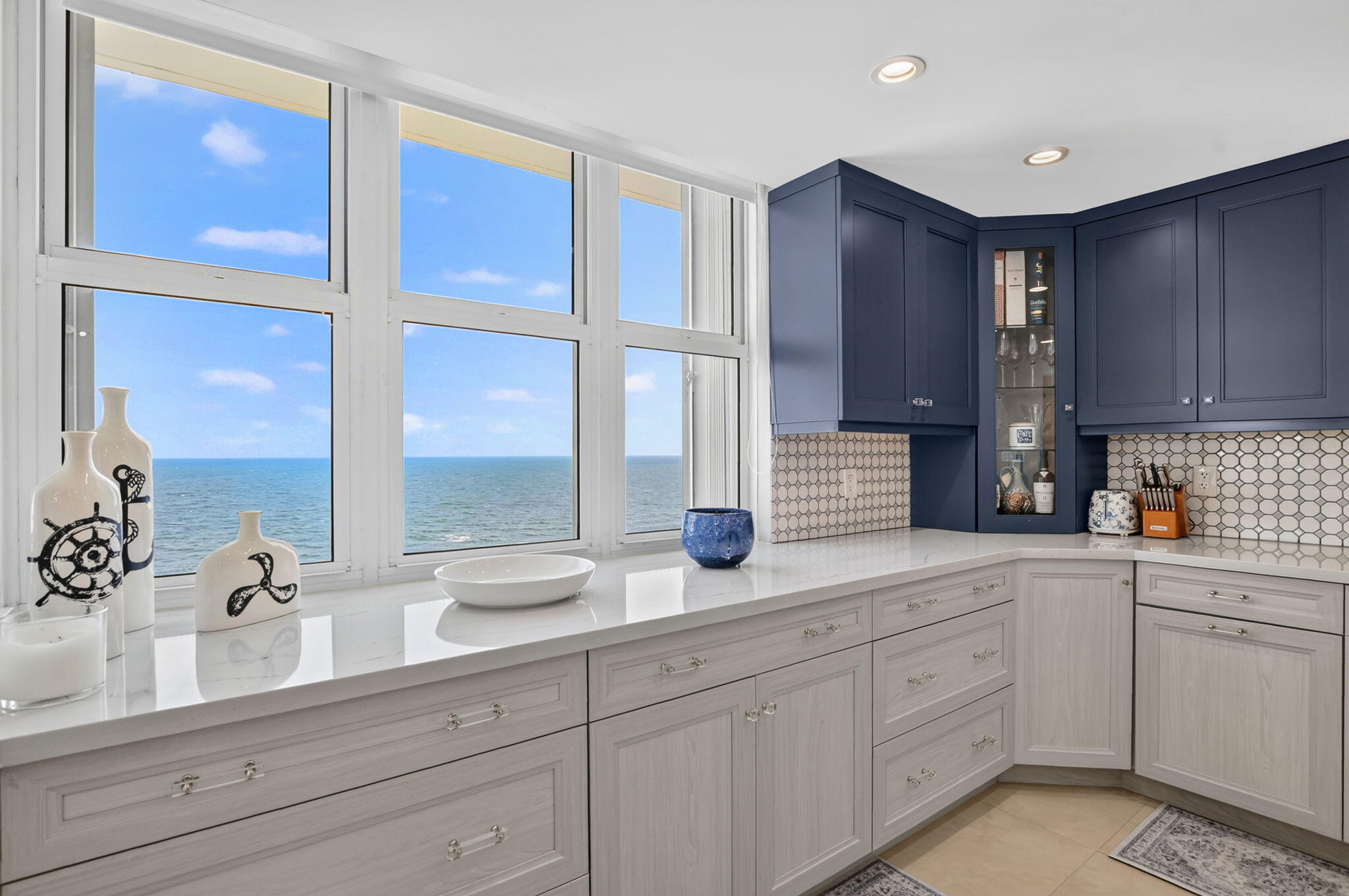 2000 South Ocean Boulevard, Unit 16B Boca Raton, FL 33432 - Photo 15 of 75 Kitchen