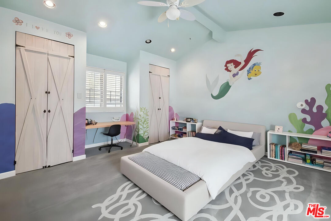 5527 Columbus Avenue Sherman Oaks, CA 91411 - Photo 22 of 29 a bedroom with a bed and furniture