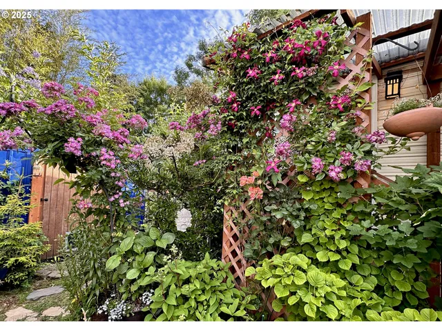 $54,000 | 87911 Territorial Highway, Unit 19, Veneta, OR 97487