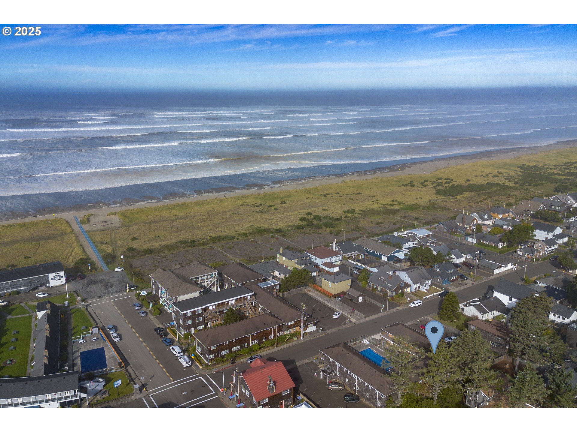 2233 Beach Drive, Unit 40 Seaside, OR 97138 - Photo 17 of 18 a view of an ocean