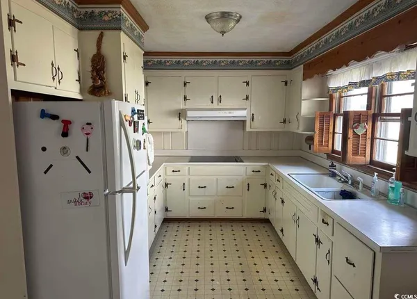 $174,900 | 103 East 2nd Avenue, Lake View, SC 29563