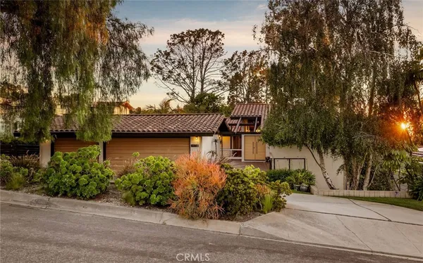 $3,590,000 | 1405 Vía Gabriel, Palos Verdes Estates, CA 90274