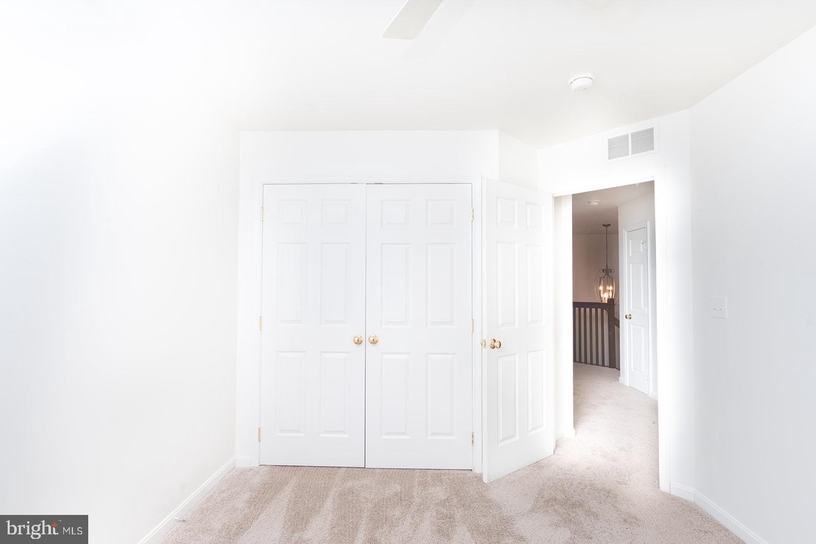 112 Hawk Court Hummelstown, PA 17036 - Photo 11 of 32