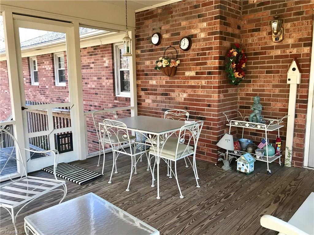 185 Waddington Road Clemmons, NC 27012 - Photo 16 of 25 Gallery Image 16
