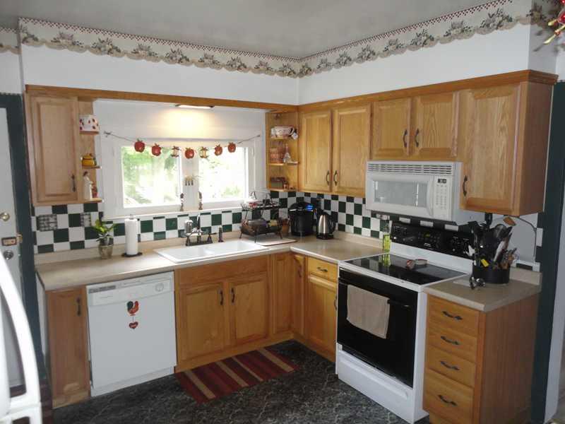 1764 Highway 56 Spring Church, PA 15686 - Photo 7 of 14 Cafeteria/Kitchen.