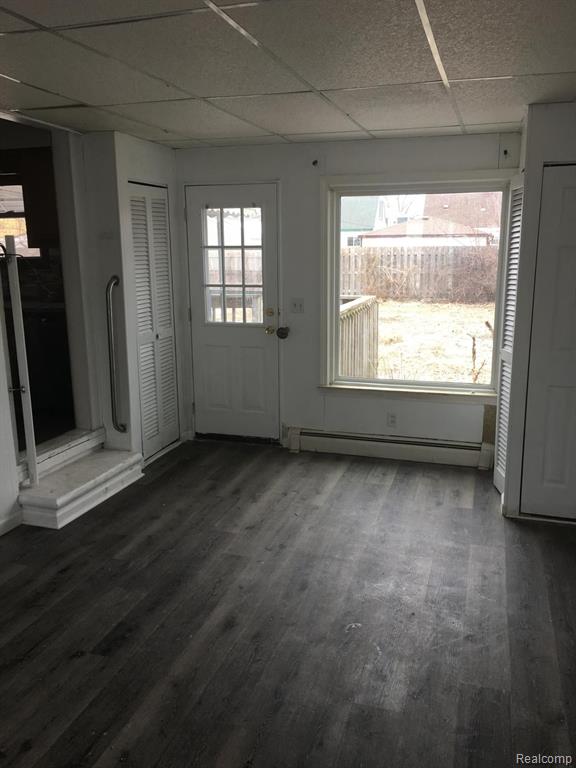7037 Inkster Road Garden City, MI 48135 - Photo 4 of 24