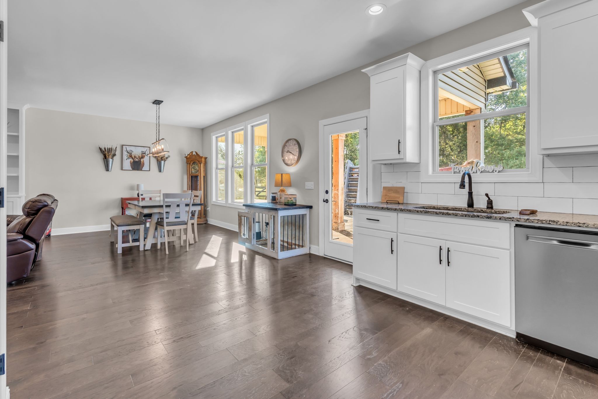8919 Covington Road White House, TN 37188 - Photo 4 of 33 Gallery Image 4