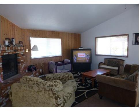 374 Mercedes Road Fallbrook, CA 92028 - Photo 2 of 24