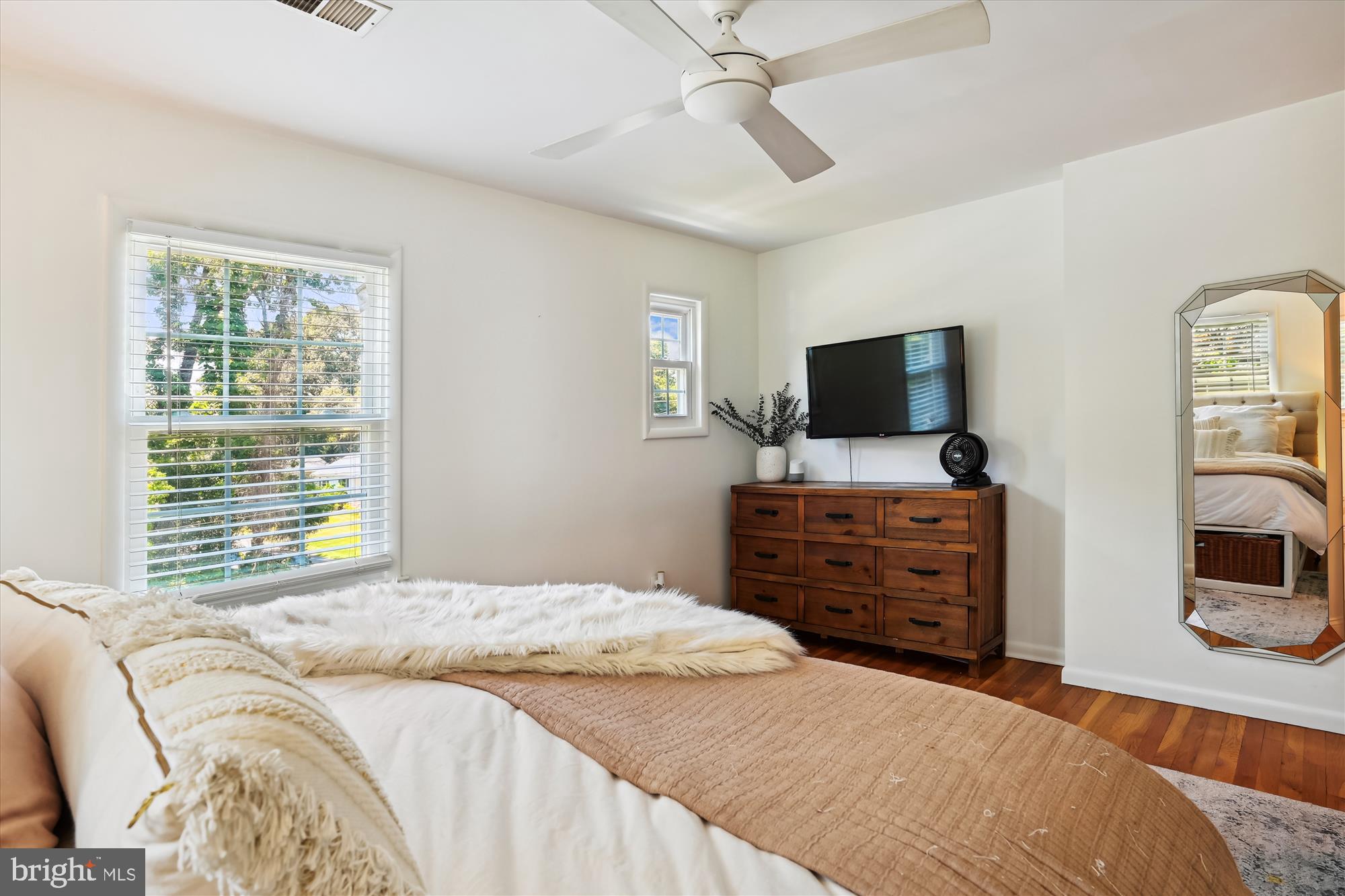 1157 Hampton Road Annapolis, MD 21409 - Photo 27 of 93 Primary bedroom