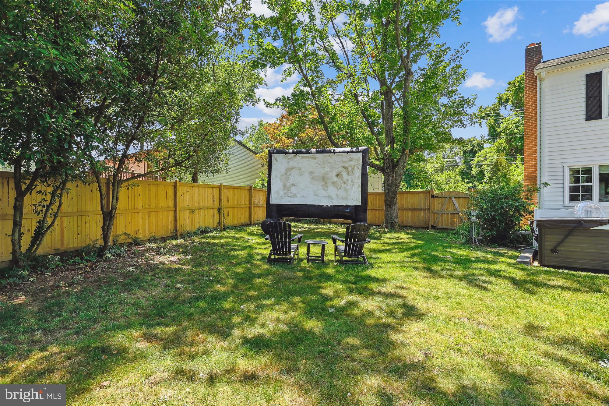 1157 Hampton Road Annapolis, MD 21409 - Photo 60 of 93 Big yard with room for a movie night!