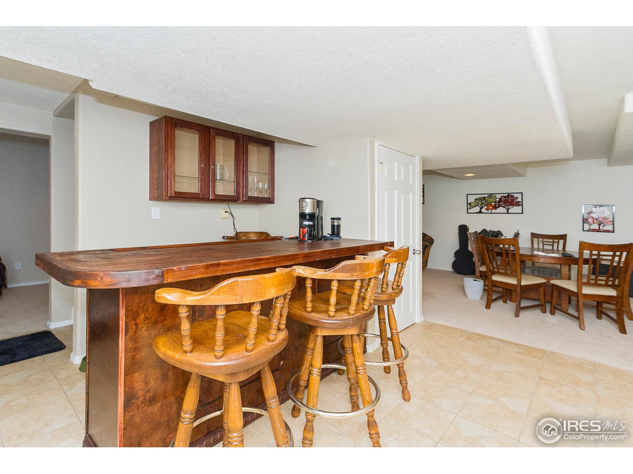 1409 Reeves Drive Fort Collins, CO 80526 - Photo 19 of 21 Bar Area