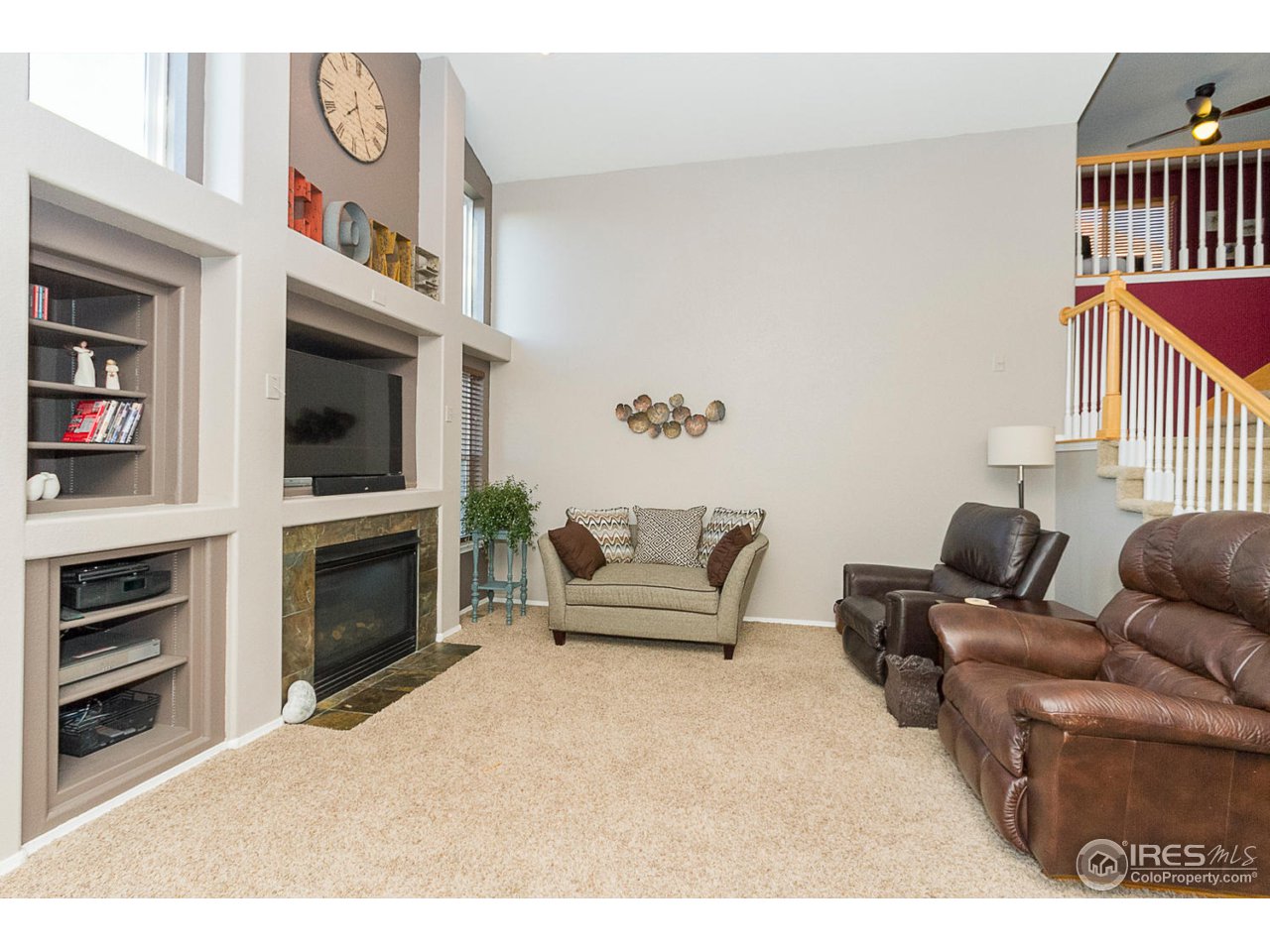 1409 Reeves Drive Fort Collins, CO 80526 - Photo 3 of 21 Living Room