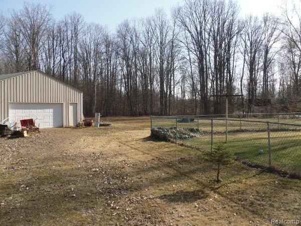 8595 Frith Road Columbus, MI 48063 - Photo 8 of 9 Yard