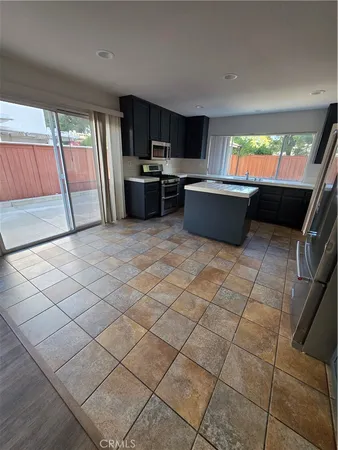 $3,800 | 31939 Monique Circle, Temecula, CA 92591