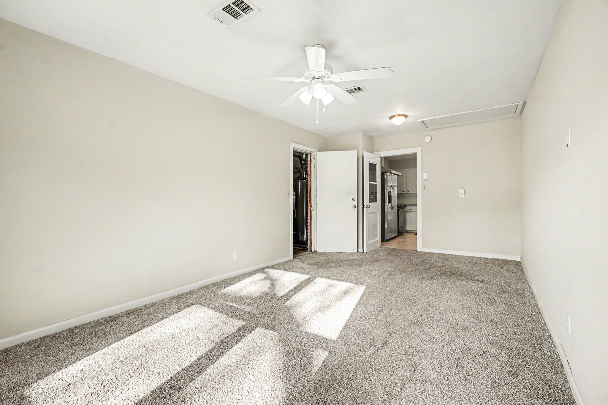4802 Crosby Cedar Bayou Road Baytown, TX 77521 - Photo 14 of 28 a view of an empty room