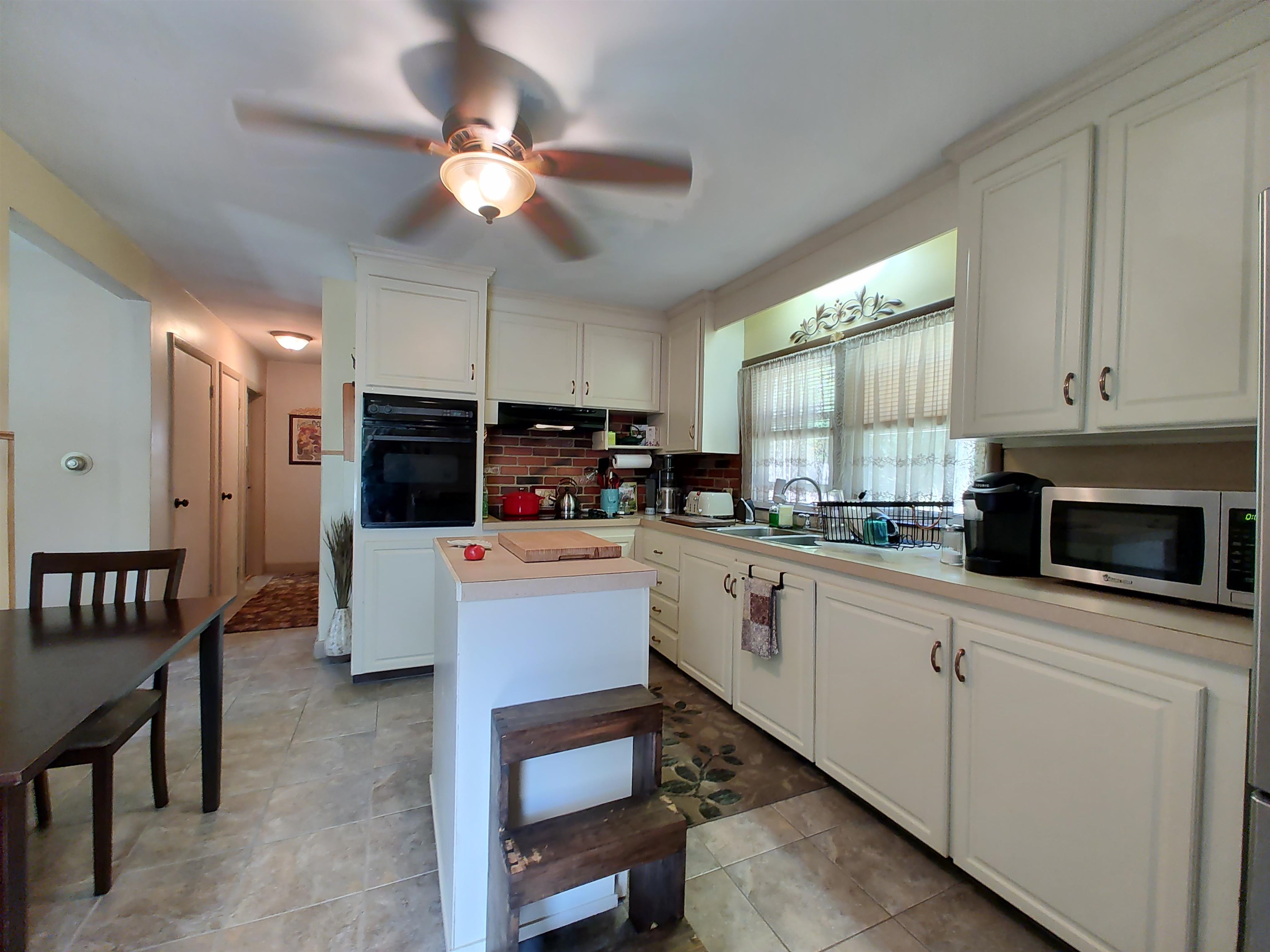 187 Old Rochester Road Somersworth, NH 03878 - Photo 3 of 42