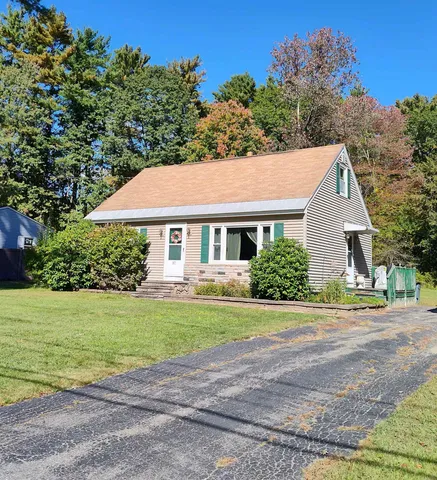 $400,000 | 187 Old Rochester Road, Somersworth, NH 03878