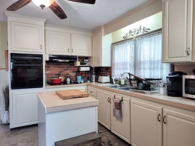 $400,000 | 187 Old Rochester Road, Somersworth, NH 03878