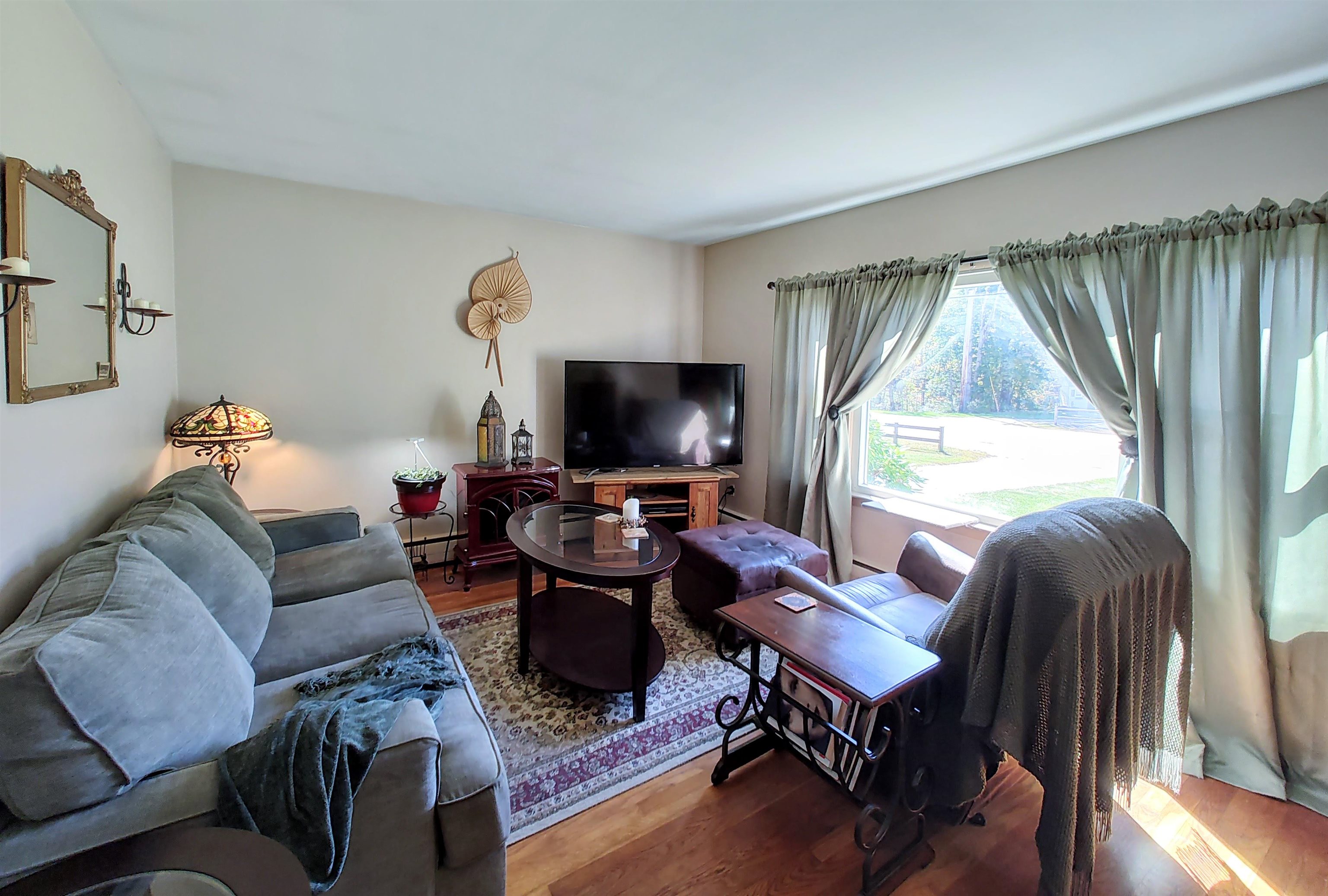 187 Old Rochester Road Somersworth, NH 03878 - Photo 8 of 42