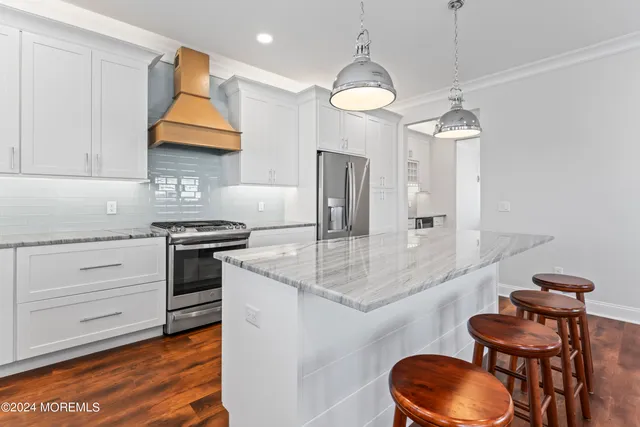 $5,200 | 95 Bay Avenue, Unit 8, Highlands, NJ 07732