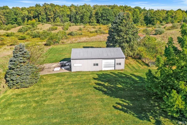 $2,400,000 | 19119 Queen, Culver, IN 46511