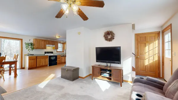 $295,000 | 15 D And B Lane, Buckfield, ME 04220