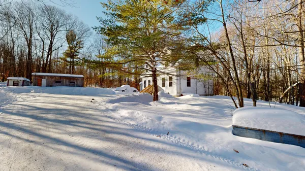 $295,000 | 15 D And B Lane, Buckfield, ME 04220