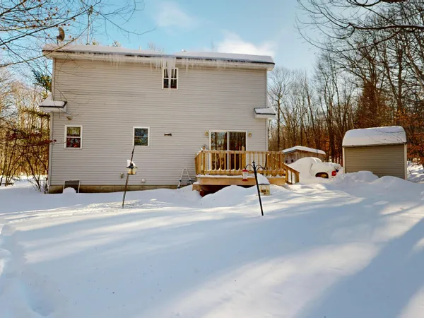$295,000 | 15 D And B Lane, Buckfield, ME 04220