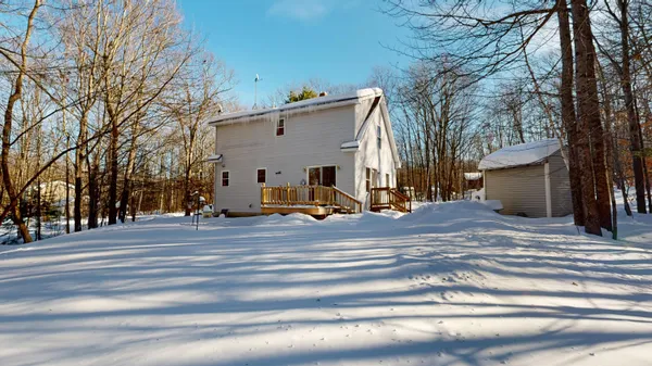 $295,000 | 15 D And B Lane, Buckfield, ME 04220