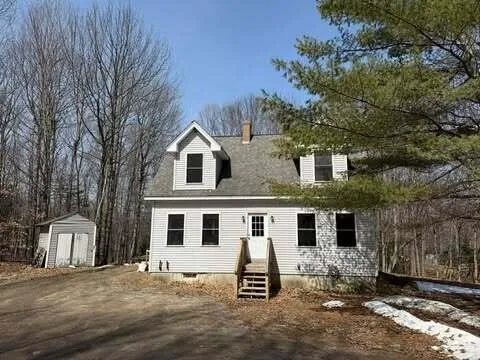 $295,000 | 15 D And B Lane, Buckfield, ME 04220