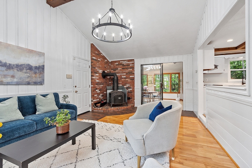 24 Squirrel Hill Road Acton, MA 01720 - Photo 9 of 32 Gallery Image 9