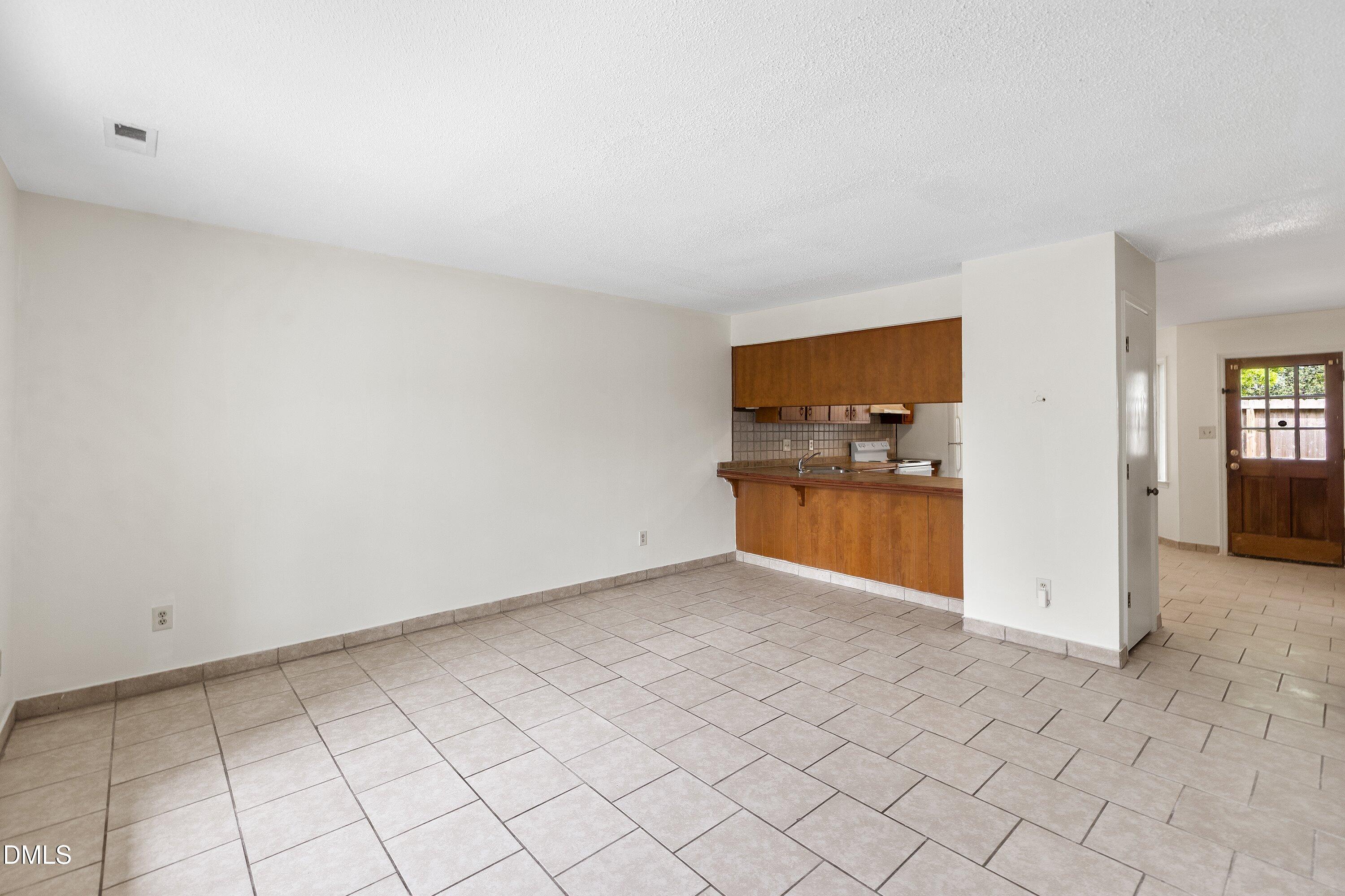 611 Springview Trail Garner, NC 27529 - Photo 11 of 40 11-611 Springview Trl_0077