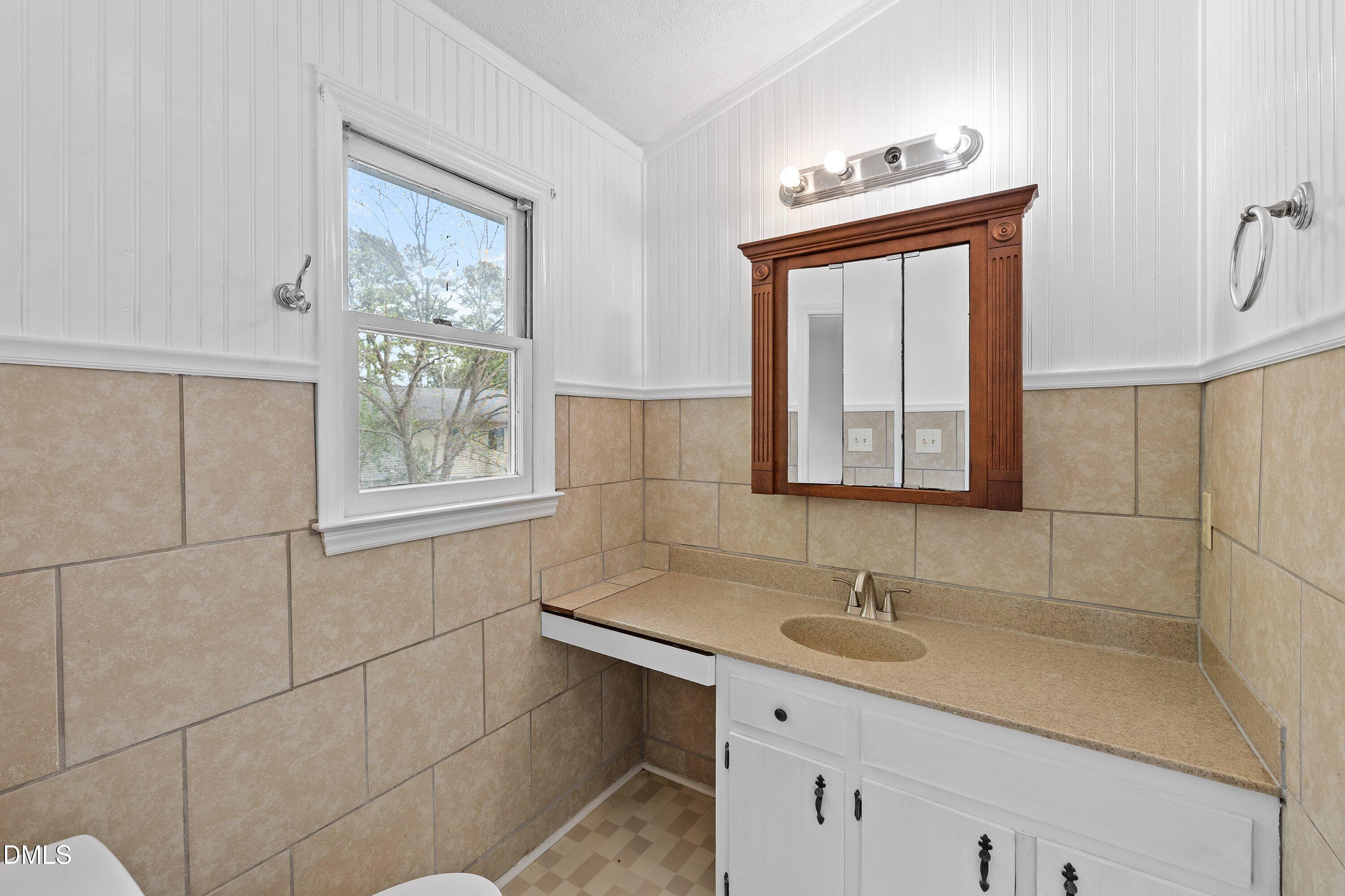 611 Springview Trail Garner, NC 27529 - Photo 24 of 40 24-611 Springview Trl_0147