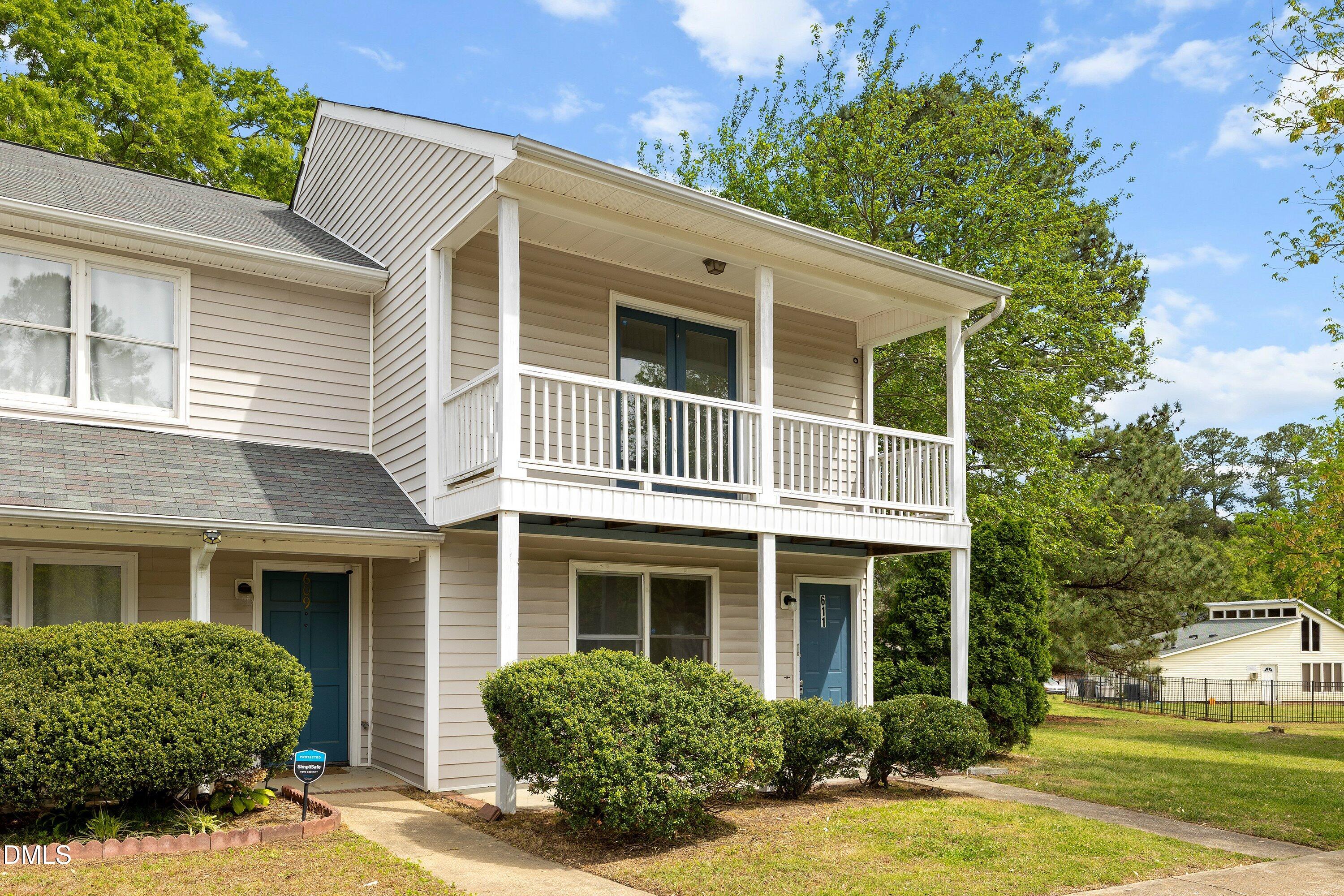 611 Springview Trail Garner, NC 27529 - Photo 5 of 40 05-611 Springview Trl_0035