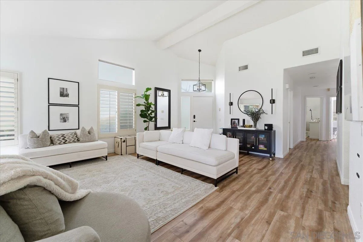 29585 Circle R Greens Drive Escondido, CA 92026 - Photo 4 of 40 a living room with furniture and wooden floor
