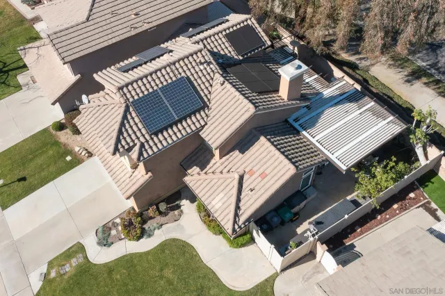 $685,000 | 2420 Galisteo Street, Corona, CA 92882