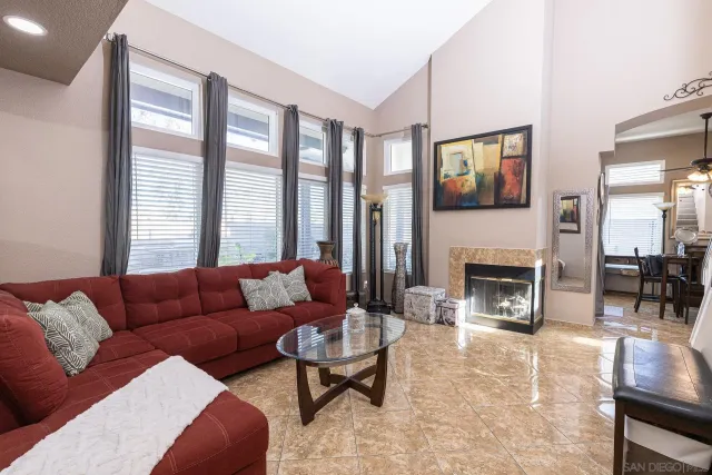 $685,000 | 2420 Galisteo Street, Corona, CA 92882