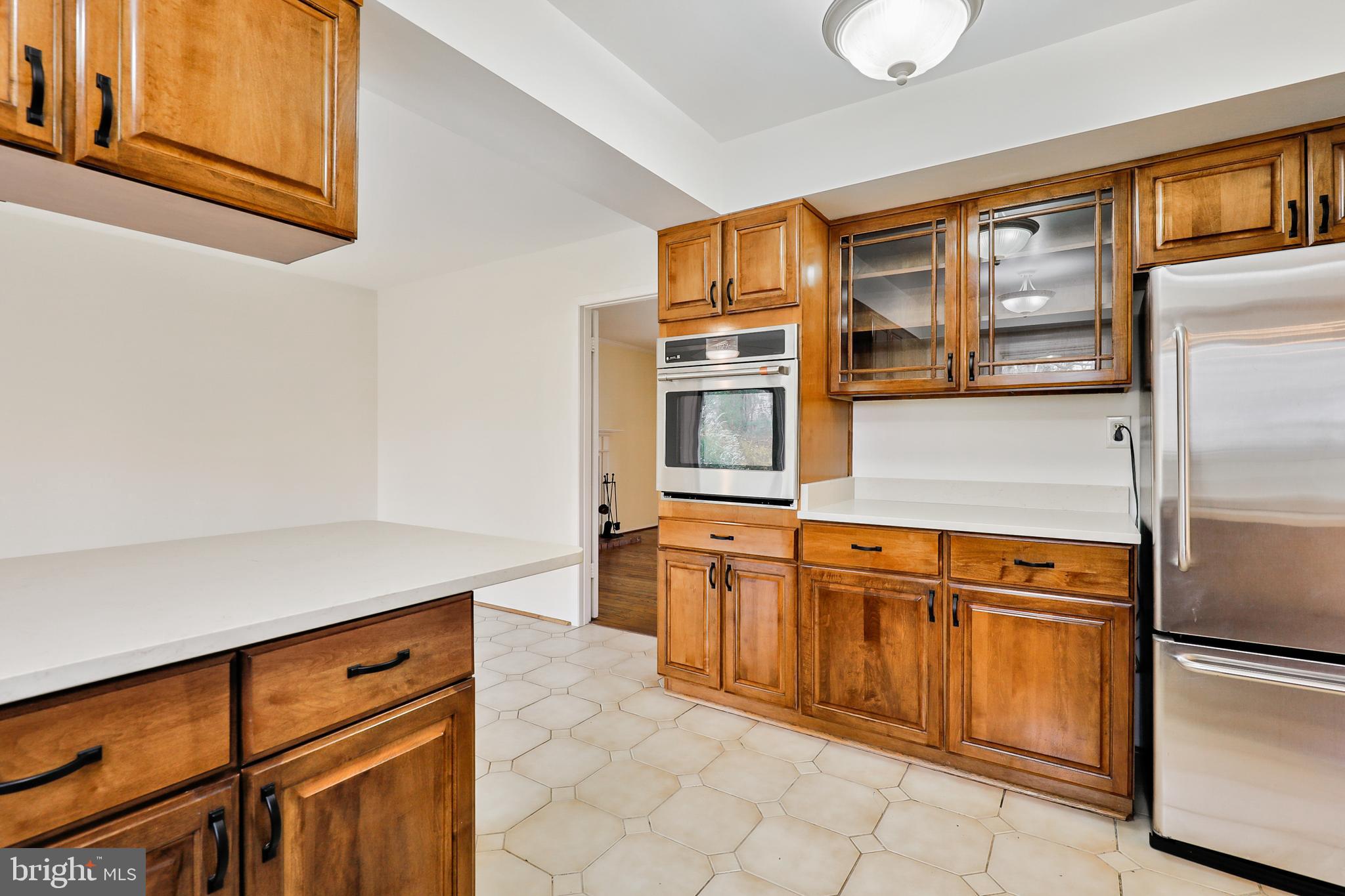 8800 Royal Ridge Lane Laurel, MD 20708 - Photo 15 of 45 Kitchen