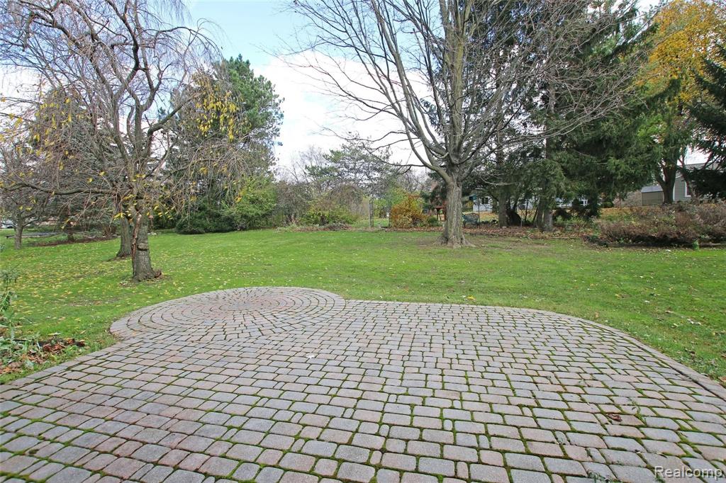 978 Dahlia Lane Rochester Hills, MI 48307 - Photo 24 of 24
