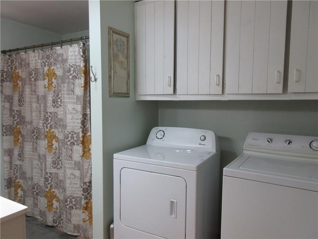 16-18 Raymond Road Topsham, ME 04086 - Photo 11 of 16 Photo