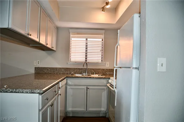 $1,200 | 6925 Hopkins Drive, Unit 3, Las Vegas, NV 89156