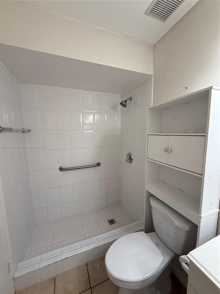 5143 Southwest 140th Place, Unit 5143 Miami, FL 33175 - Photo 8 of 16
