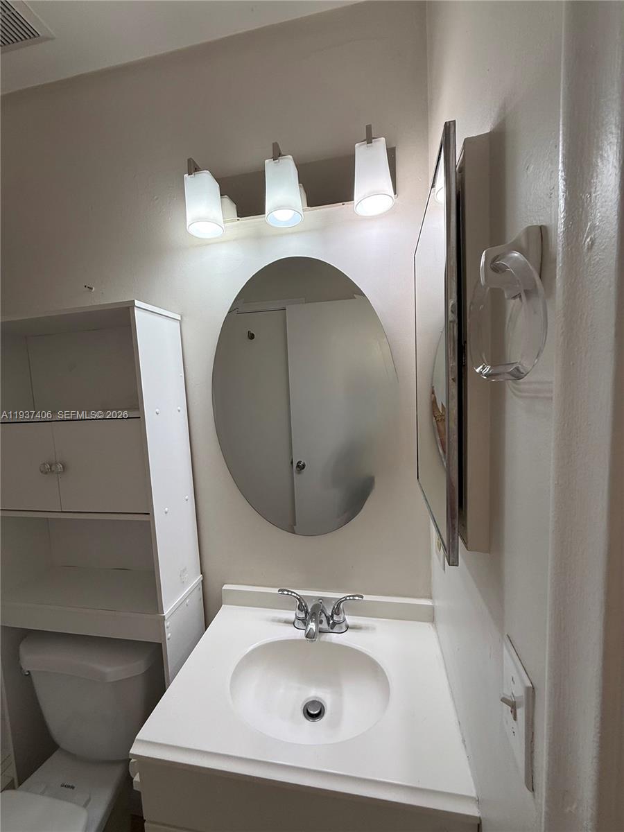 5143 Southwest 140th Place, Unit 5143 Miami, FL 33175 - Photo 9 of 16