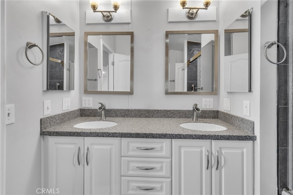 971 Borden Road, Unit 109 San Marcos, CA 92069 - Photo 19 of 31 Dual Vanities