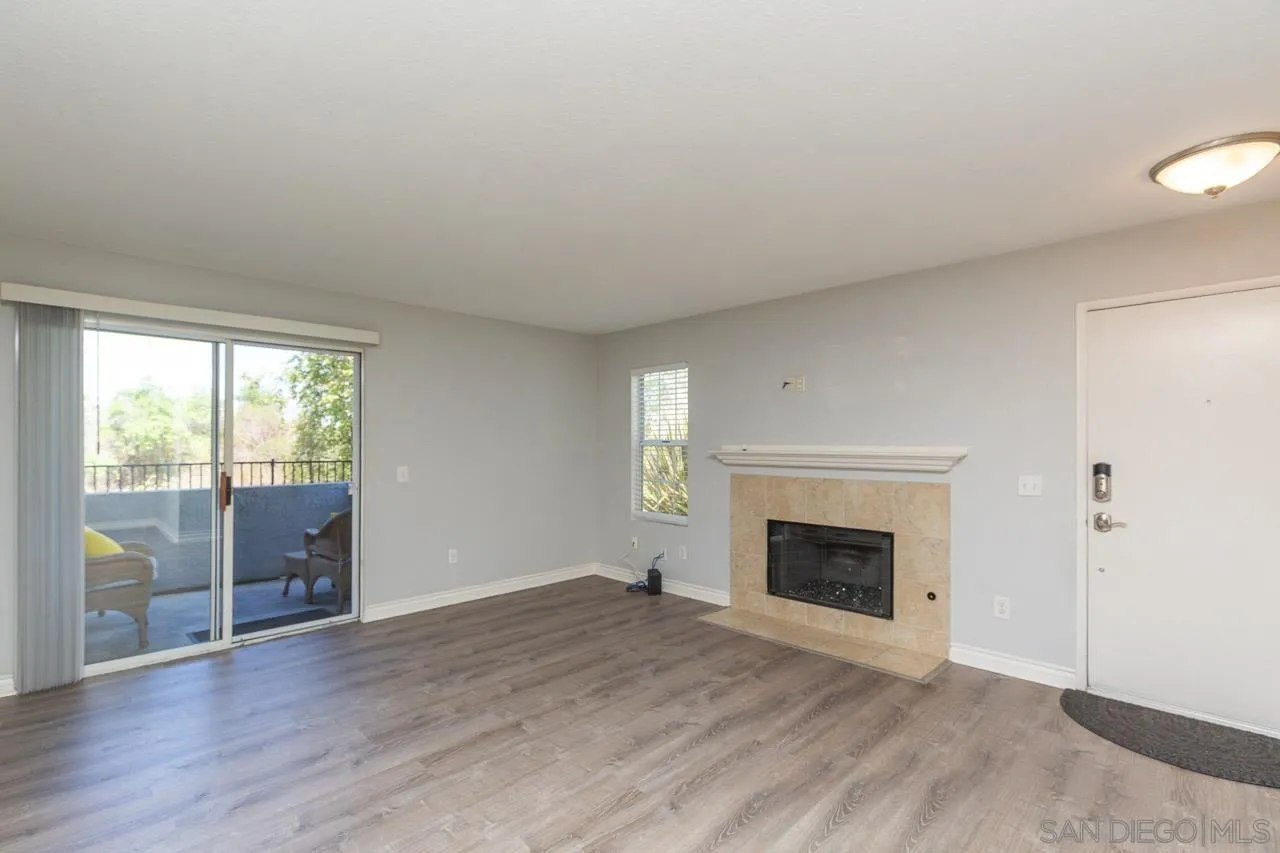 5064 Via Manos, Unit B Oceanside, CA 92057 - Photo 11 of 26