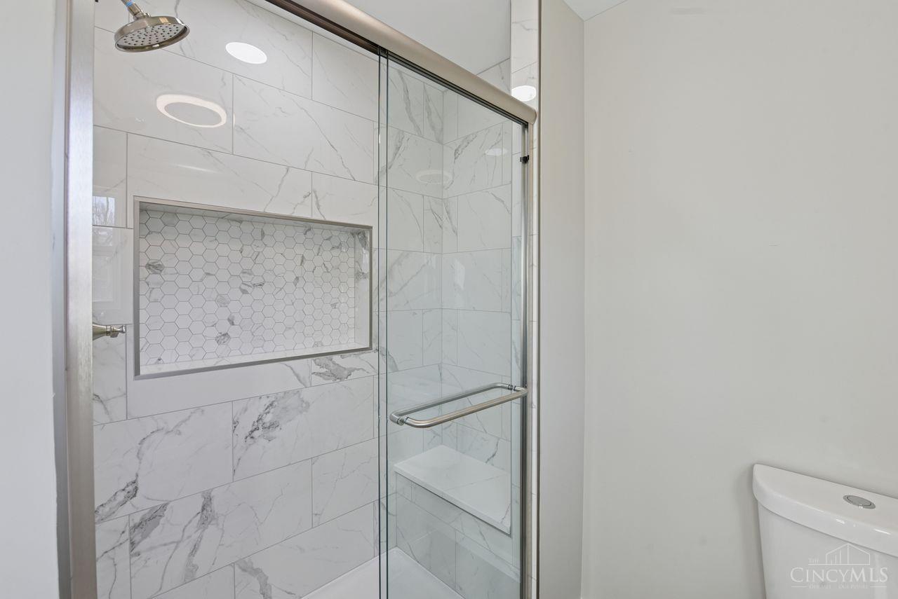 1123 Compton Road Cincinnati, OH 45231 - Photo 29 of 43 Gallery Image 29