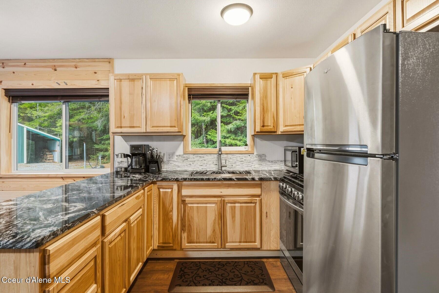 354 Fall Creek Road Naples, ID 83847 - Photo 13 of 37 Updated in 2021