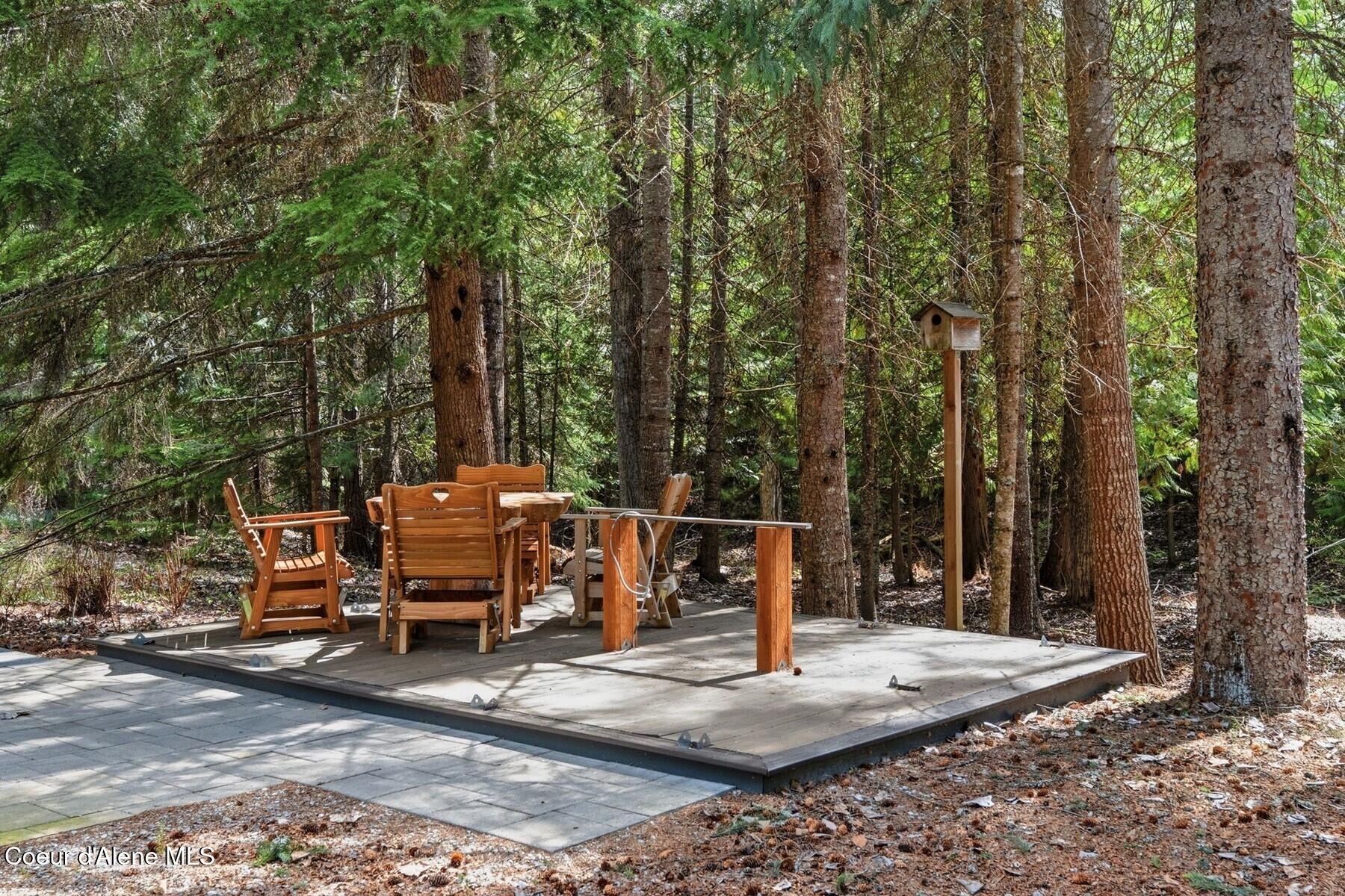 354 Fall Creek Road Naples, ID 83847 - Photo 25 of 37 Deck