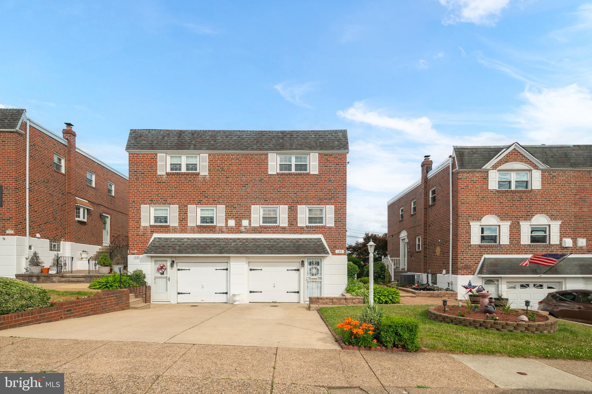 129 Ridgefield Road Philadelphia, PA 19154 - Photo 2 of 27