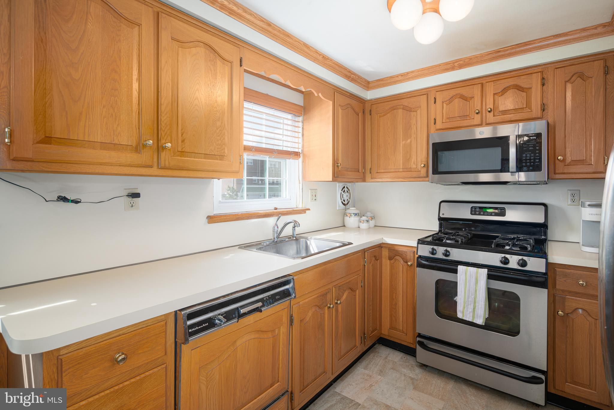 129 Ridgefield Road Philadelphia, PA 19154 - Photo 10 of 27